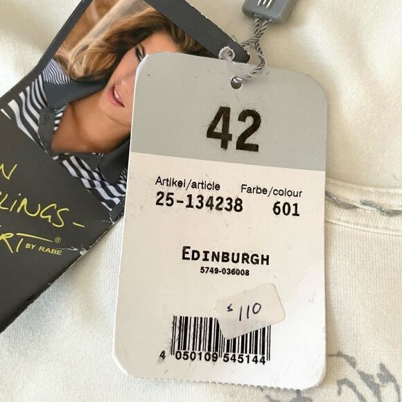 Rabe, new with tags, Long Sleeve T-Shirt, Cream with graphic and embroidery - Picture 5 of 7